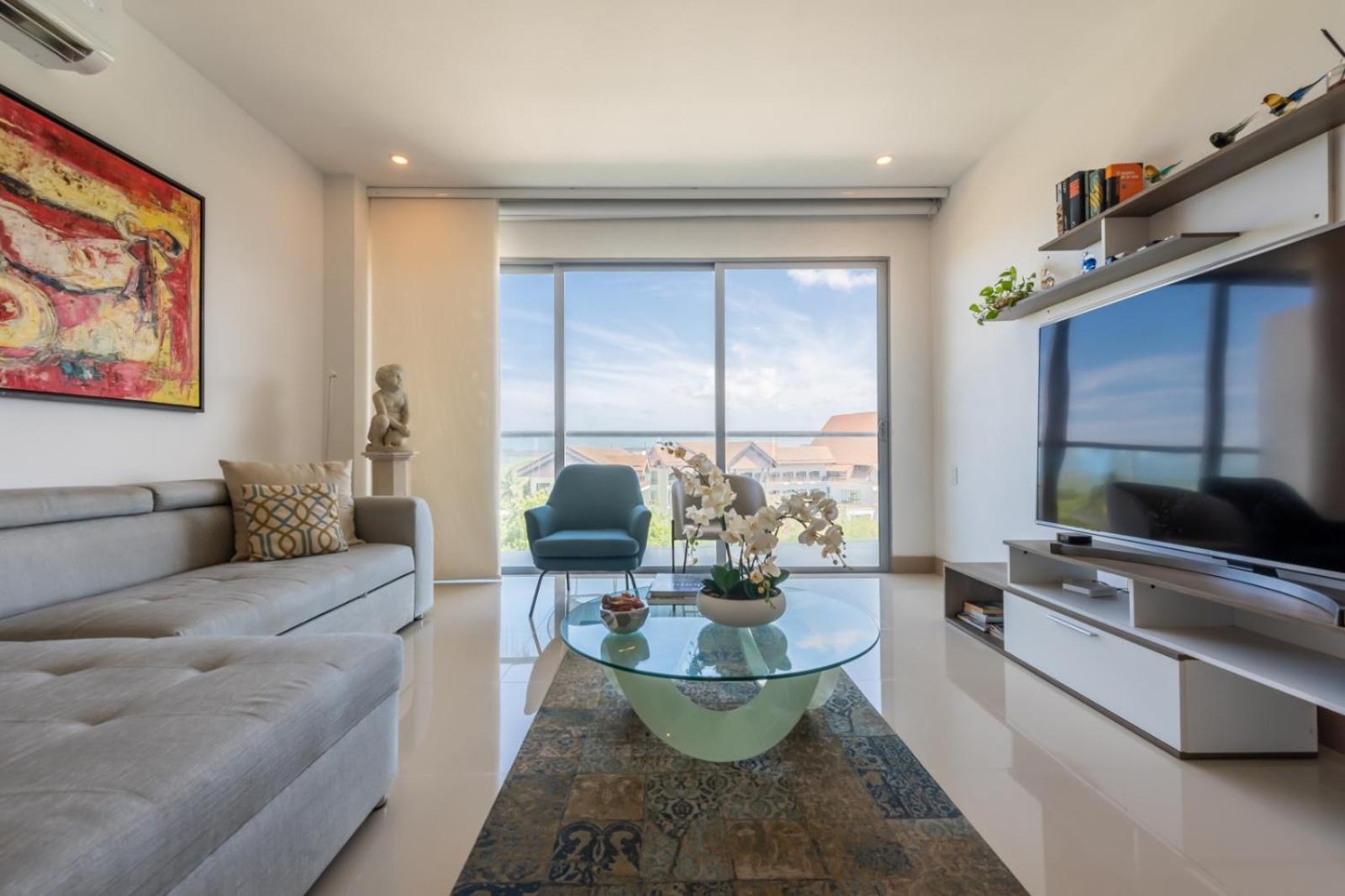 Frente Al Mar, Con Playa Y 4 Piscinas En Apartamento